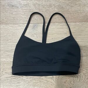Lululemon Women's Dark Grey size 4 Sports Bra